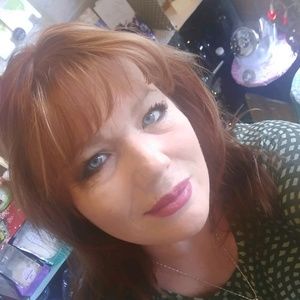 Meet your Posher, Carol